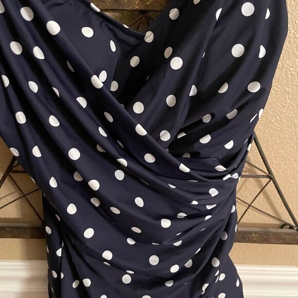 Lands End Navy White Polka Dots Women’s Gathered One Piece Swim Suit 6 - Picture 4 of 10